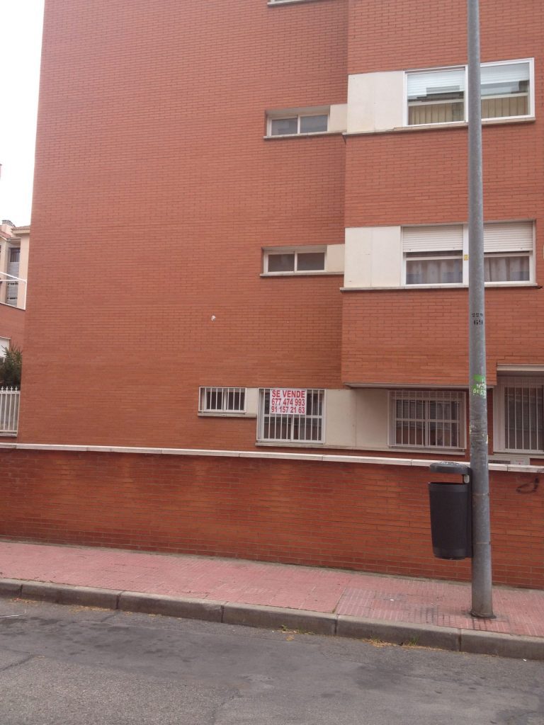 Vivienda en bloque en C/. José María Pereda de Alcalá de Henares (Madrid).